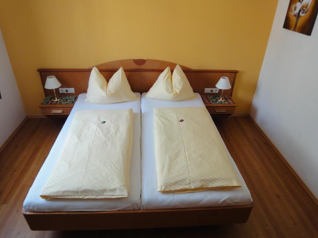 Appartementhaus Maria ราดชตัดท์ ภายนอก รูปภาพ